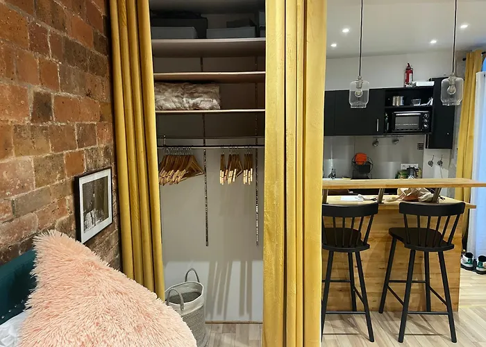 Superbe Montmartre, Rue Des Abbesses Apartman Párizs