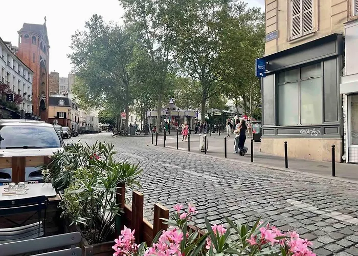 Superbe Montmartre, Rue Des Abbesses * Párizs