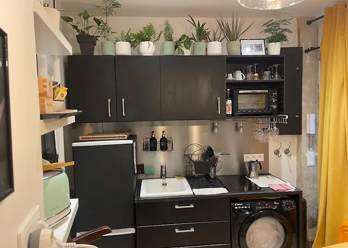 Superbe Montmartre, Rue Des Abbesses Apartman